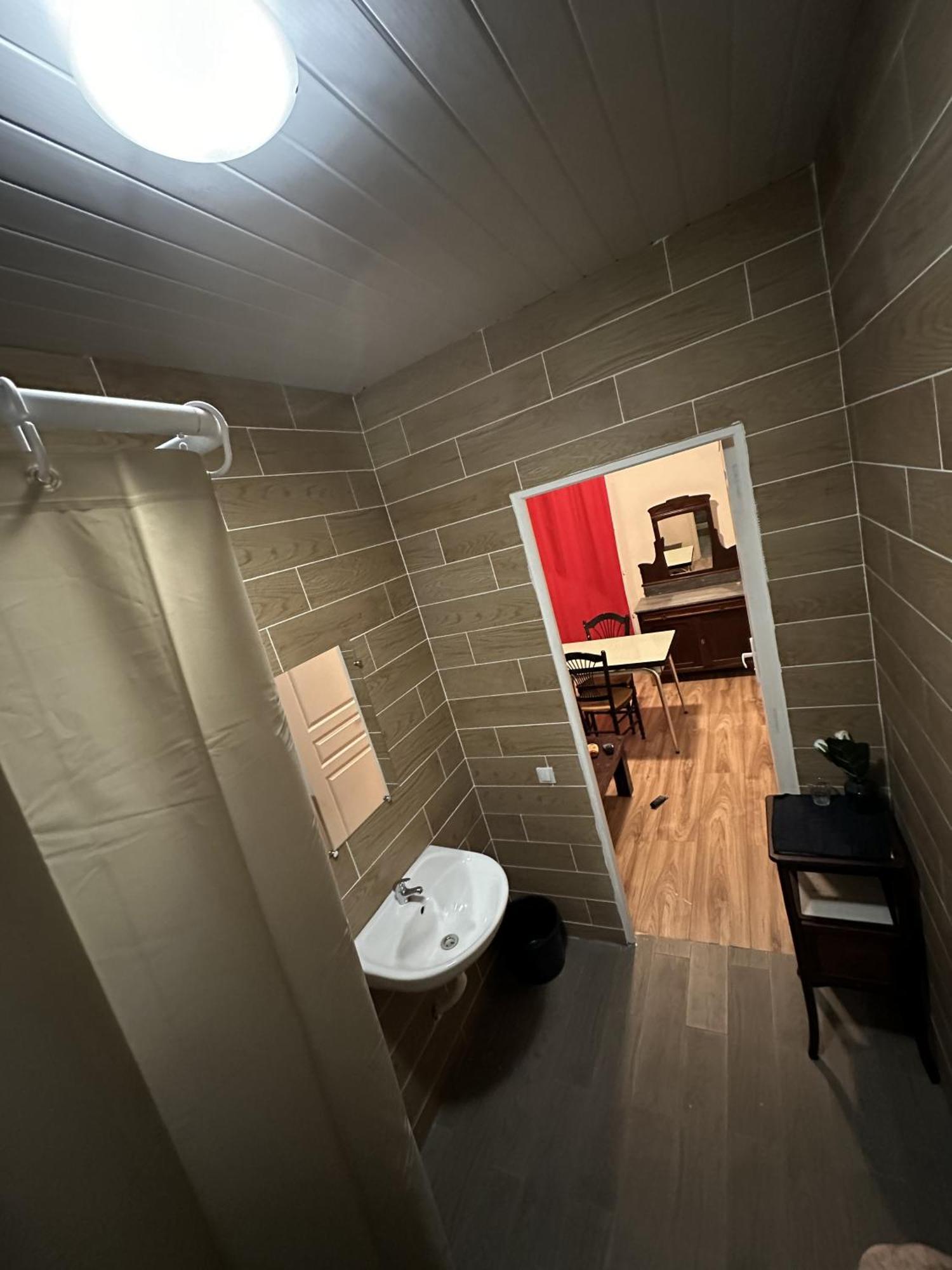 Charmant Studio Avec Balcon Перпинян Екстериор снимка